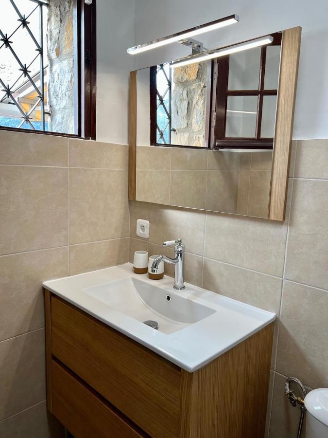 Entre Nice Et Monaco Grande Villa Avec Piscine Privee 12 Personnes Drap Exterior foto